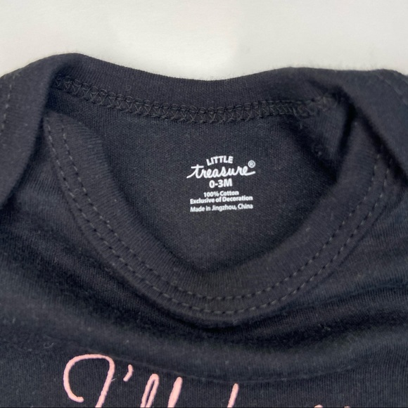 Little Treasure Girl Bodysuit 0-3M Set of 4 - Picture 9 of 9